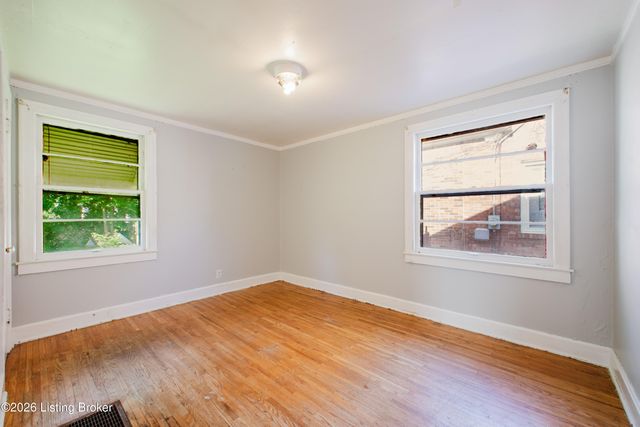 3316 Algonquin Pkwy, Louisville, KY 40211