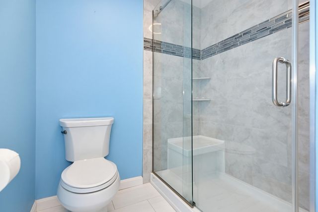 20 Olde Country Village Road, Londonderry, NH 03053