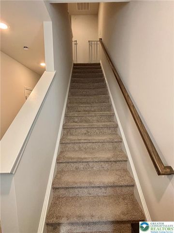 1237 MARTIN Road, Upper Macungie Twp, PA 18031