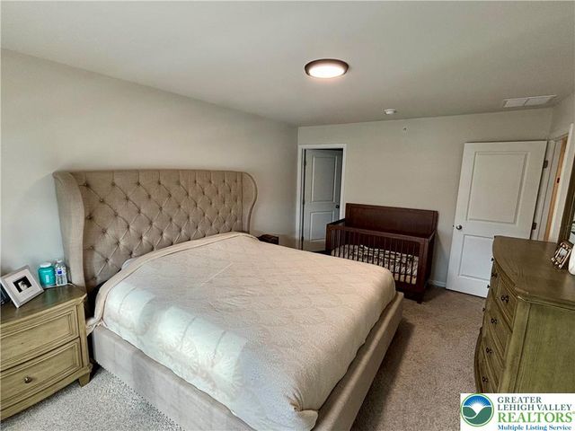 1237 MARTIN Road, Upper Macungie Twp, PA 18031