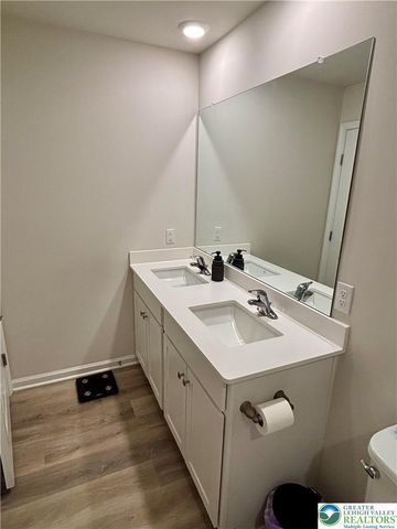 1237 MARTIN Road, Upper Macungie Twp, PA 18031