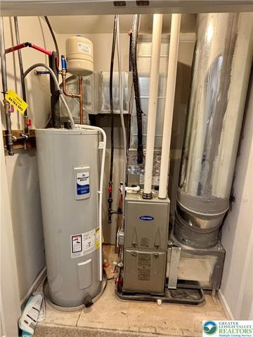 1237 MARTIN Road, Upper Macungie Twp, PA 18031