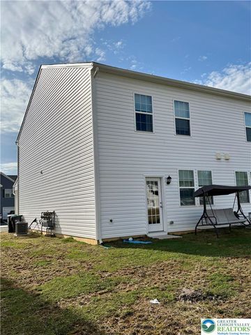 1237 MARTIN Road, Upper Macungie Twp, PA 18031