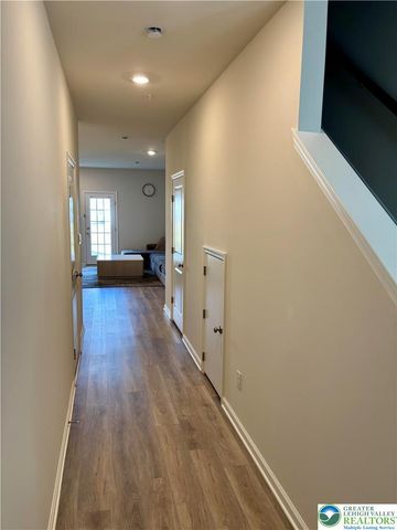 1237 MARTIN Road, Upper Macungie Twp, PA 18031