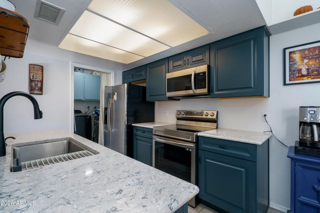 3030 S ALMA SCHOOL Road 28, Mesa, AZ 85210