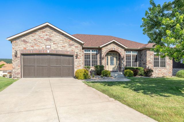 185 Stoney Pointe Drive, Hollister, MO 65672