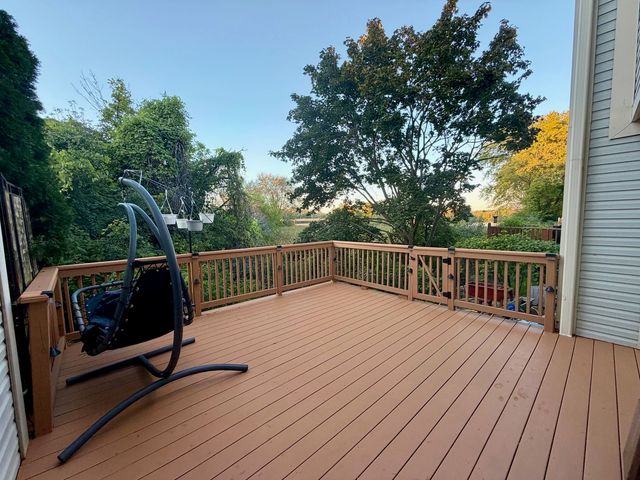 448 E Fawn Lane, Palatine, IL 60074