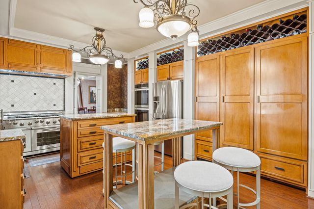 5617 Swiss Avenue, Dallas, TX 75214