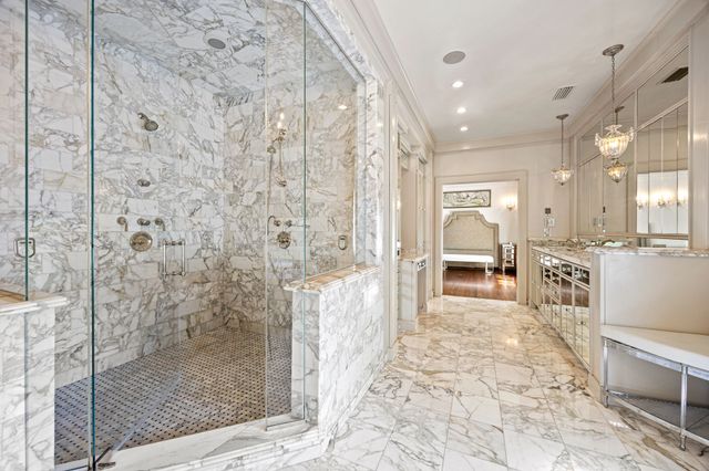 5617 Swiss Avenue, Dallas, TX 75214