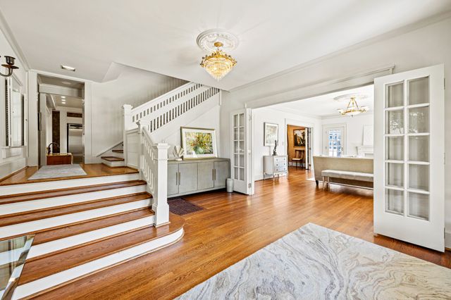 5617 Swiss Avenue, Dallas, TX 75214