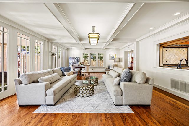 5617 Swiss Avenue, Dallas, TX 75214