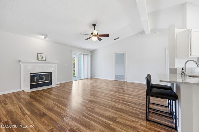 13762 SEA MIST Drive, Jacksonville, FL 32224