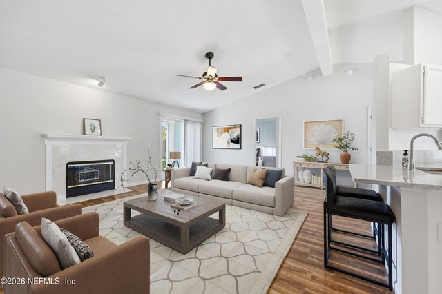 13762 SEA MIST Drive, Jacksonville, FL 32224