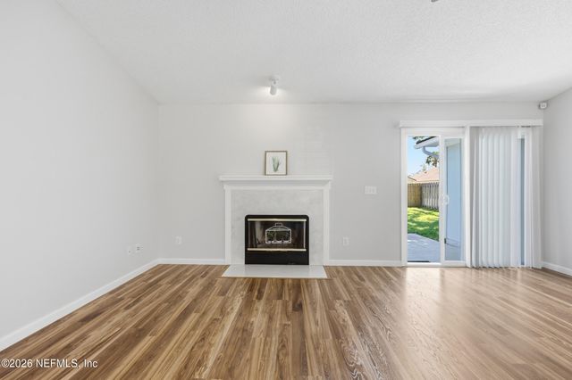 13762 SEA MIST Drive, Jacksonville, FL 32224