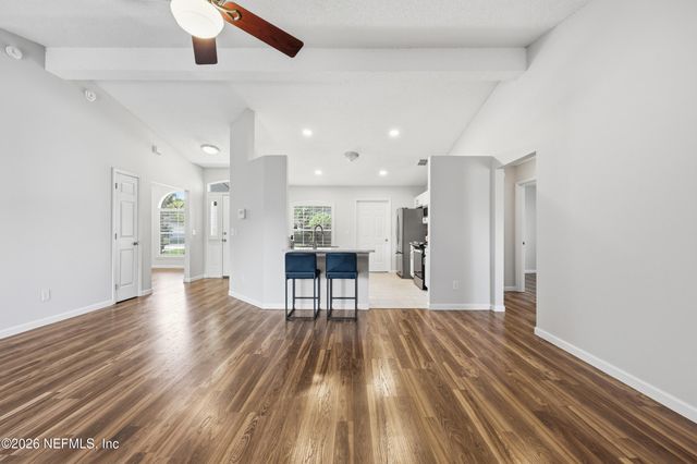 13762 SEA MIST Drive, Jacksonville, FL 32224