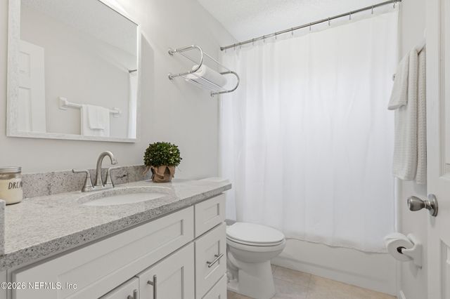 13762 SEA MIST Drive, Jacksonville, FL 32224