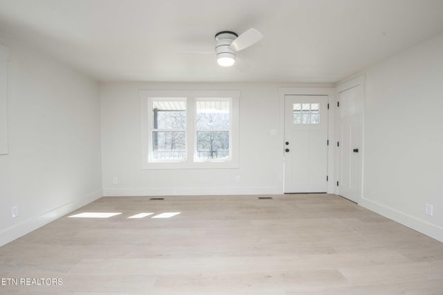 6223 Babelay Rd, Knoxville, TN 37924