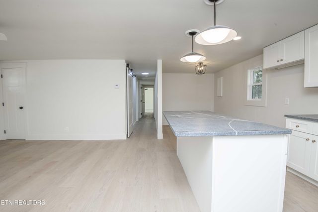 6223 Babelay Rd, Knoxville, TN 37924