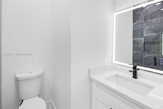 633 S WABASSO, Lehigh Acres, FL 33974