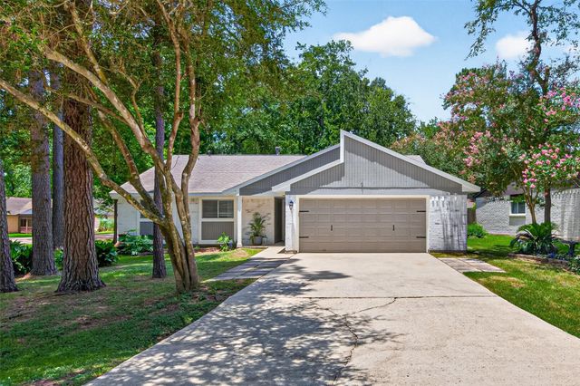 1 Still Glen Court, The Woodlands, TX 77381