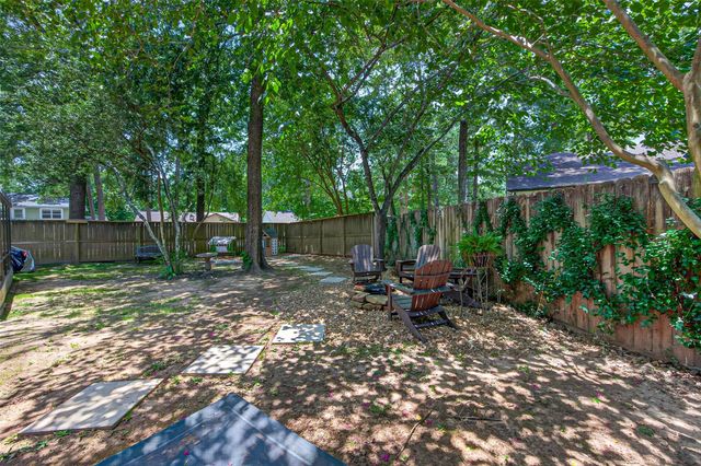1 Still Glen Court, The Woodlands, TX 77381