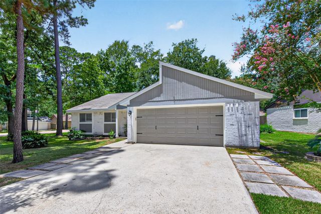 1 Still Glen Court, The Woodlands, TX 77381