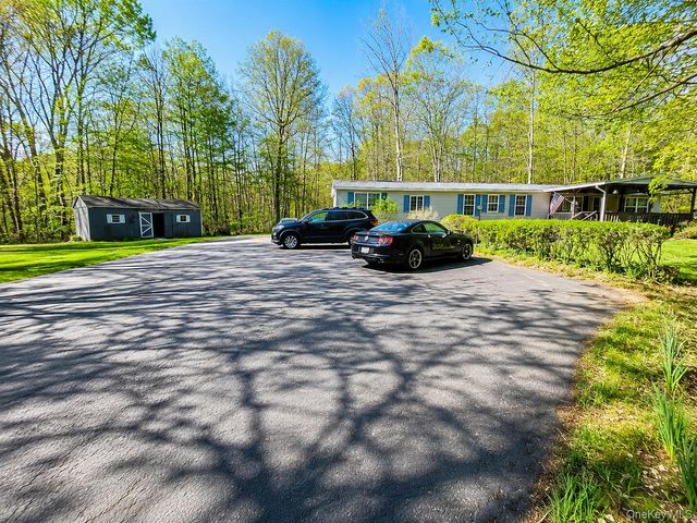 702 Budd Road, Woodbourne, NY 12788