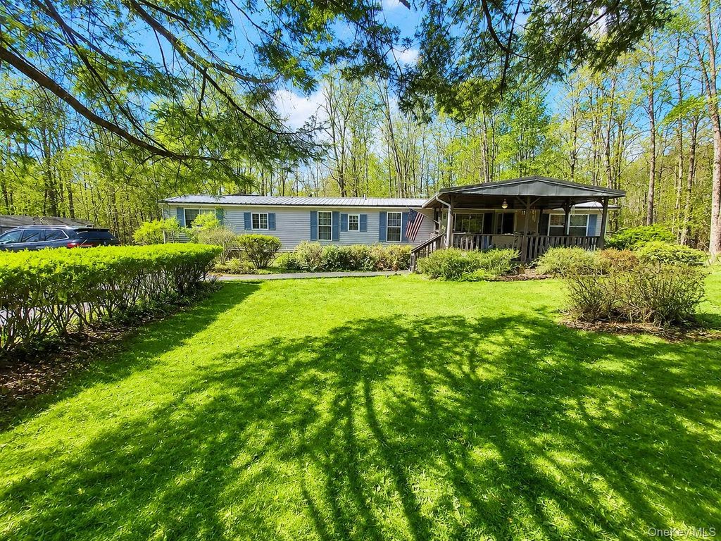 702 Budd Road, Woodbourne, NY 12788