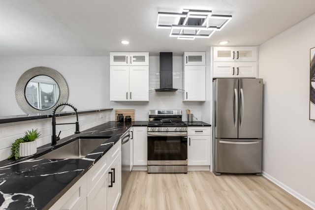 1842 Nautilus Lane, Hanover Park, IL 60133