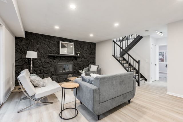 1842 Nautilus Lane, Hanover Park, IL 60133