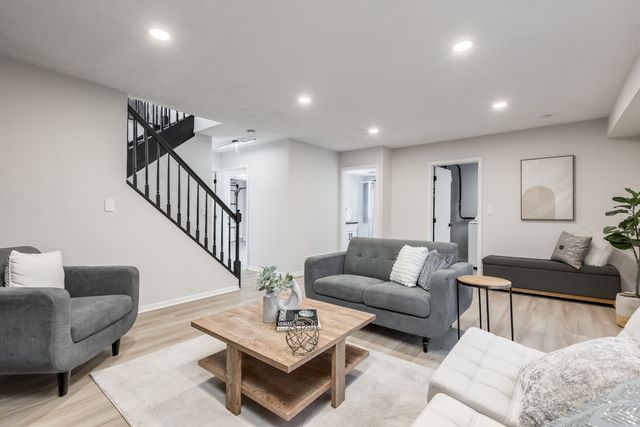 1842 Nautilus Lane, Hanover Park, IL 60133