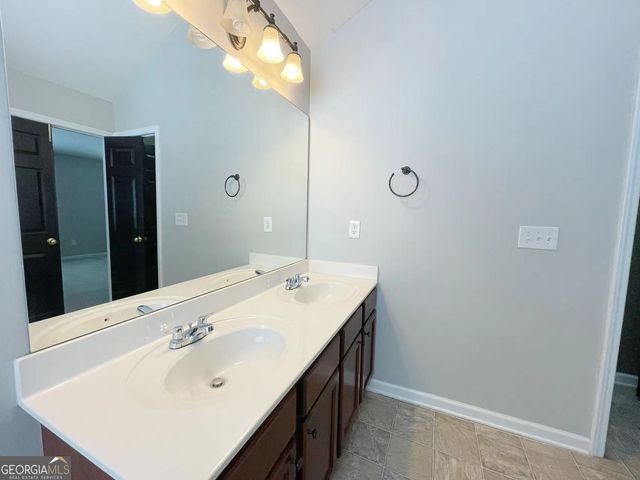 401 Norton Crossing, Woodstock, GA 30188