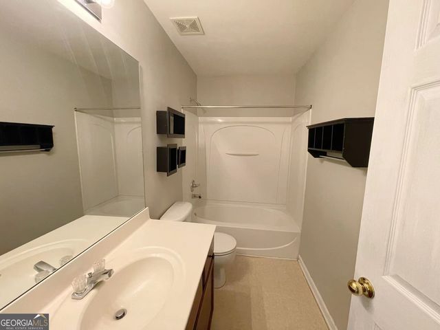 401 Norton Crossing, Woodstock, GA 30188