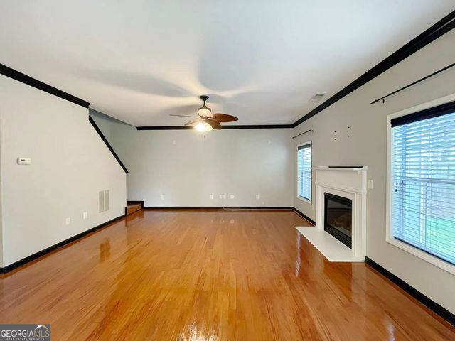 401 Norton Crossing, Woodstock, GA 30188