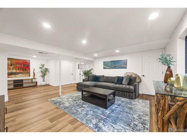 102 Jackson Cir, Louisville, CO 80027
