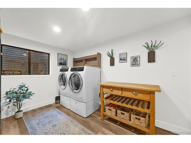102 Jackson Cir, Louisville, CO 80027