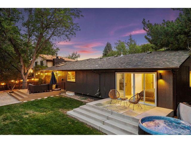 102 Jackson Cir, Louisville, CO 80027