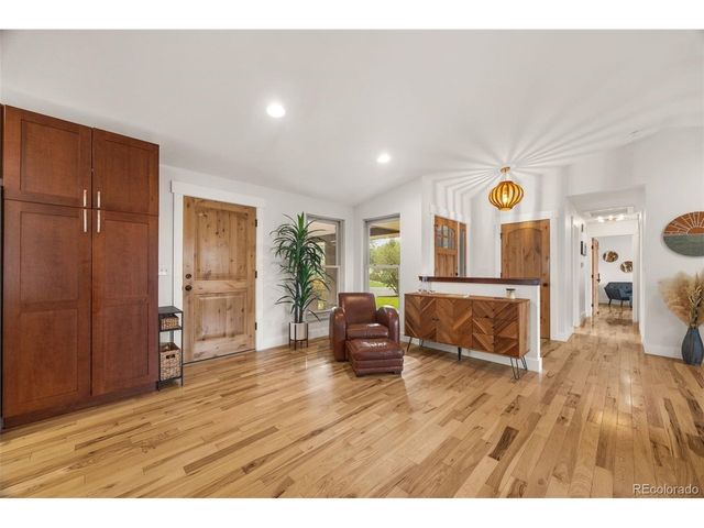 102 Jackson Cir, Louisville, CO 80027