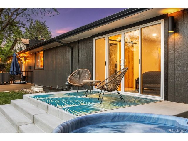 102 Jackson Cir, Louisville, CO 80027