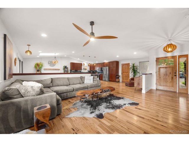 102 Jackson Cir, Louisville, CO 80027
