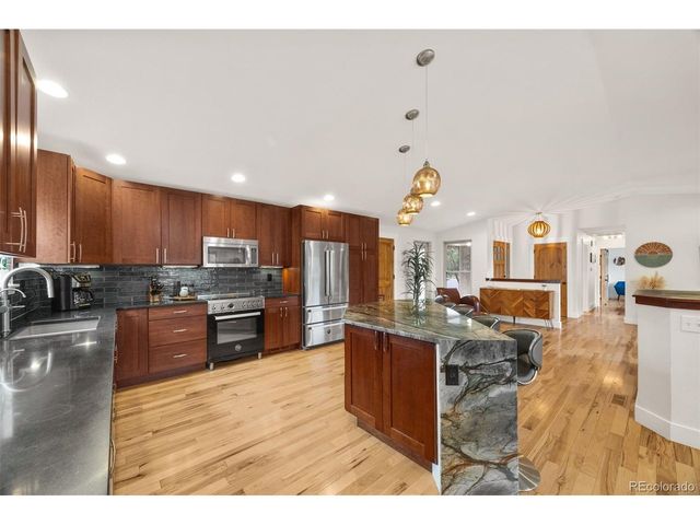 102 Jackson Cir, Louisville, CO 80027