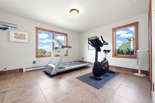 21 Los Prados, Santa Fe, NM 87506
