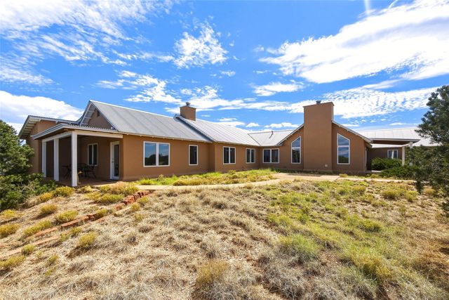 21 Los Prados, Santa Fe, NM 87506