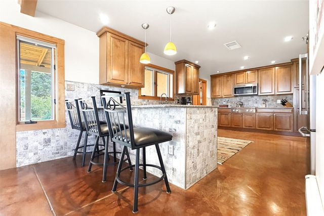 21 Los Prados, Santa Fe, NM 87506