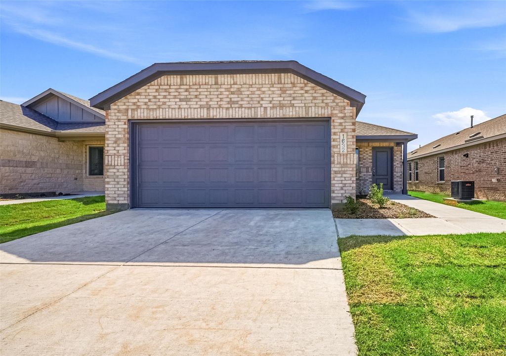 1632 Elliot Road, Howe, TX 75459