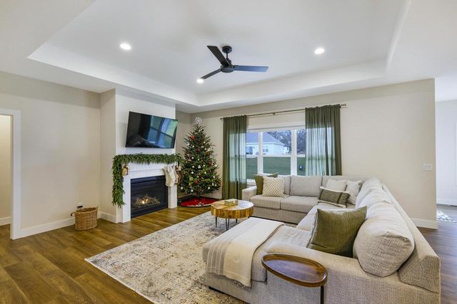 6632 Grouse Woods Road, Windsor, WI 53598