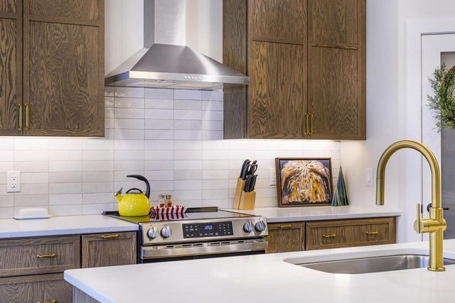 6632 Grouse Woods Road, Windsor, WI 53598