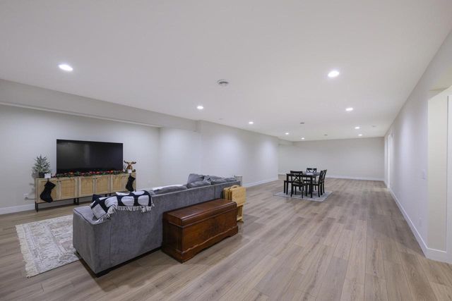 6632 Grouse Woods Road, Windsor, WI 53598