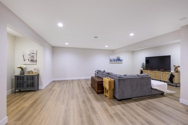 6632 Grouse Woods Road, Windsor, WI 53598