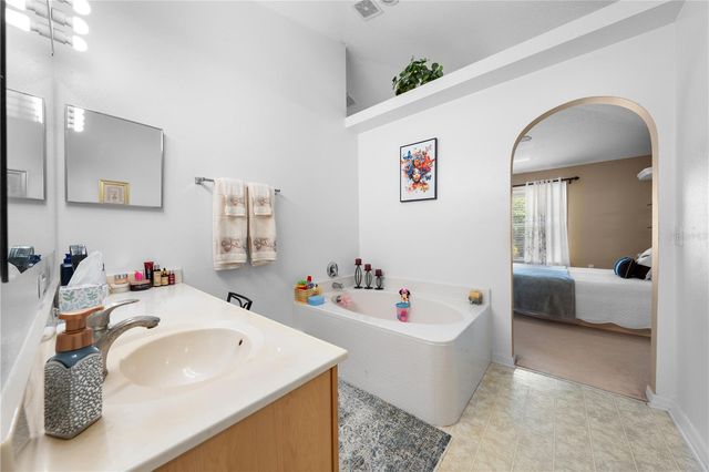 6107 WATERFIELD WAY, St Cloud, FL 34771